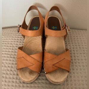 Mia Swedish heels